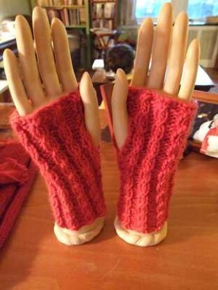Fingerless Gloves Two Ways