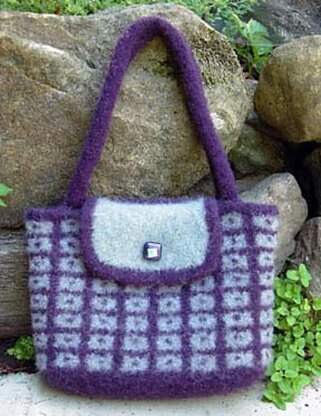 Dot-in-Box Felted Bag