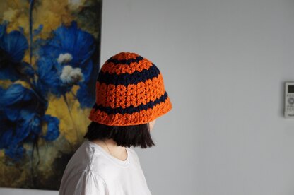 Double V stitch bucket hat crochet pattern