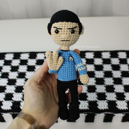 Logic-Inspired Space Doll – Amigurumi PDF Crochet Pattern (Fanart)