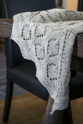 Vlasta Shawl