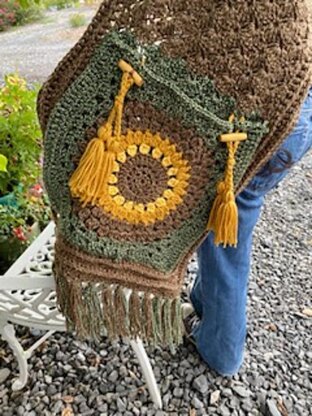 Sunflower Pocket Shawl