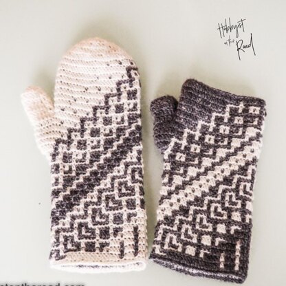 Baltic Vibes Fingerless Gloves & Mitts