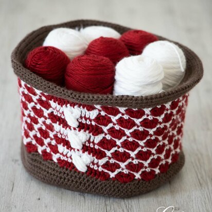 Queen of Hearts Basket