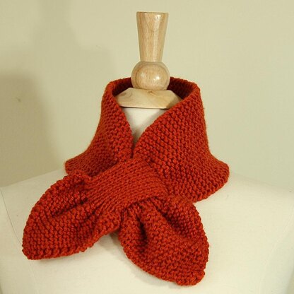 Keyhole Scarf