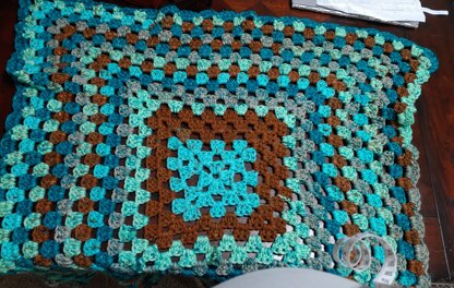 Continuous Granny Square Baby Blanket