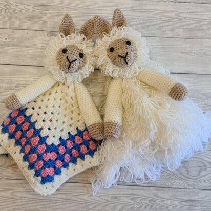 Lola & Luis Llama Loveys Crochet Pattern