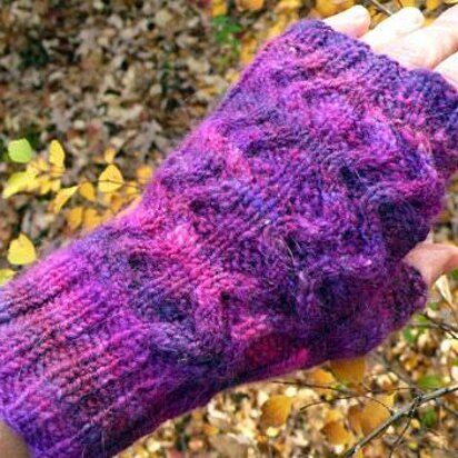 Wiggle Mitt - knitting pattern