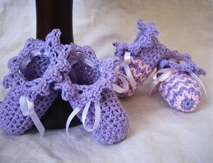 Lavander Baby Booties