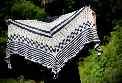 Marine party shawl