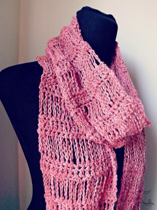 Lovely Loops Scarf