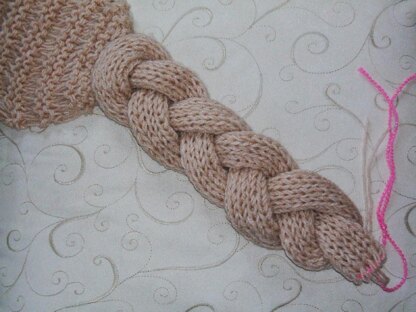 The Plaited Scarf