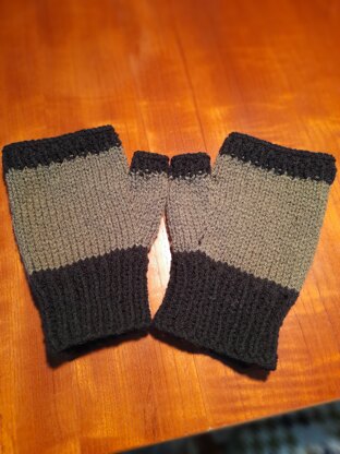 Fingerless gloves