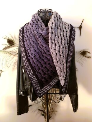 Triangular Scarf "Sinope"