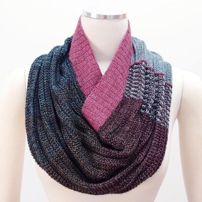 Gradiently Inclined Cowl