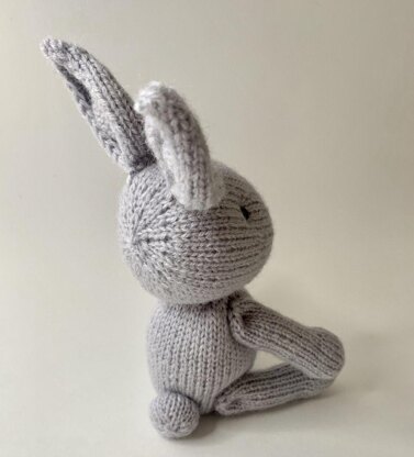 Rabbit knit toy