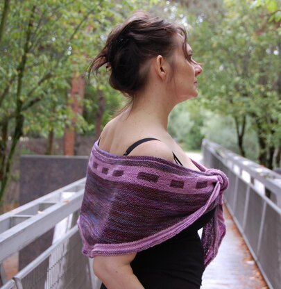 Tschumi shawl