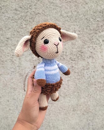 Lenny the Lamb