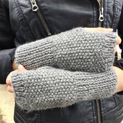 Winter Sea Fingerless Gloves 5 sizes