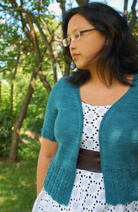 Laura Chau Bellevue Cardigan for Fingering Weight Yarn PDF