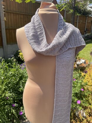 Wide Waters Scarf