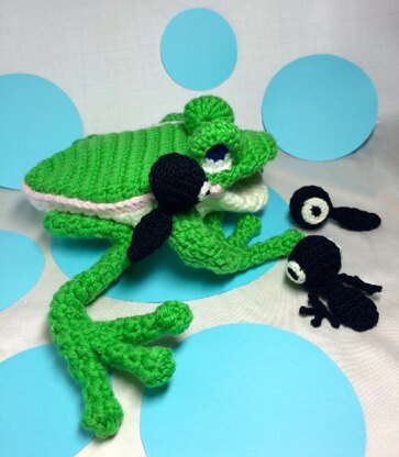 Mama Frog and tadpoles amigurumi