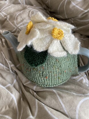 Daisies Tea Cosy