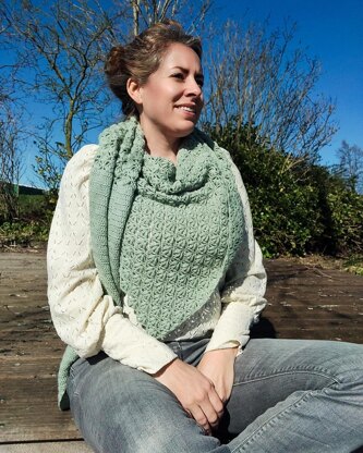 Minty Meadow Shawl