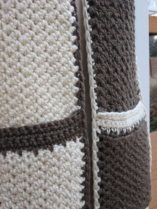 Hot Chocolate and Vanilla Swirl Hat and Scarf Set
