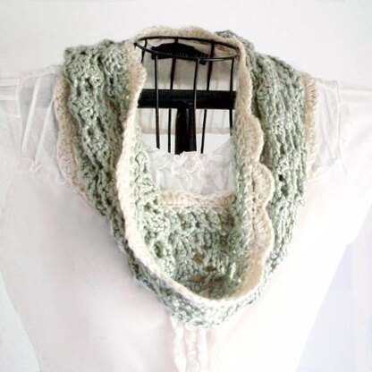 Vintage Romance Knit Lace Circle Scarf