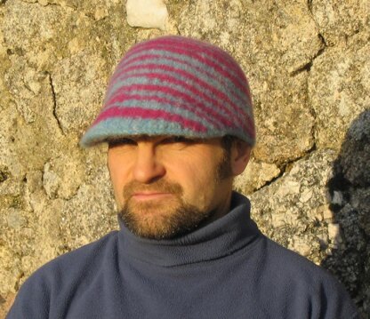 Skybluepink peaked felted cap