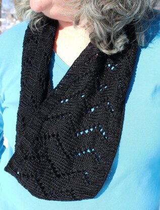 Tiffany Cowl