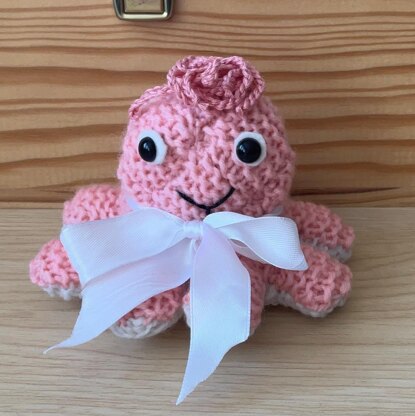 Knitted Square Octopuses