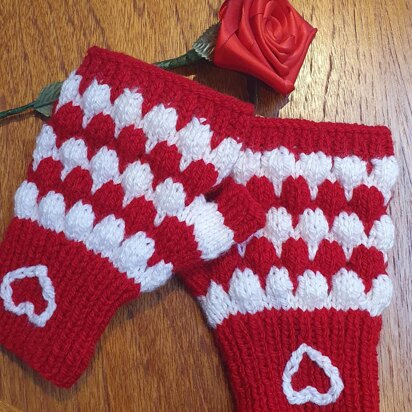 Sweet Heart #1 Fingerless Mittens - knitting pattern