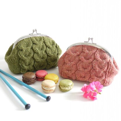 Macaroon Knitted Purse