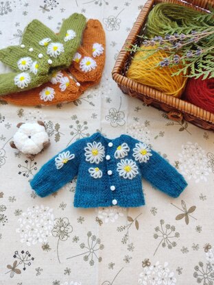 Daisy cardigan for Paola Reina