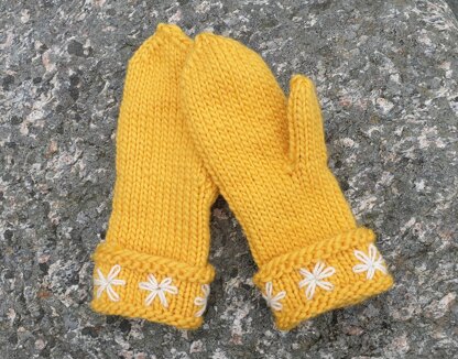 Snowflower Mittens