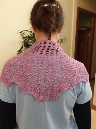 pink neck scarf, batwing with center panel