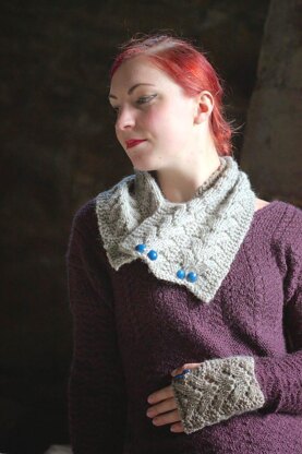 Norwegian Fir Cowl and Mitts