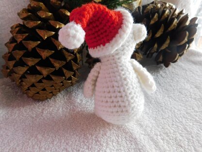 Little Christmas Bear amigurumi