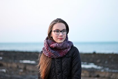 Radish infinity scarf