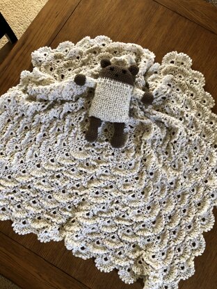 Fluffy Merengue Baby blanket and Square Bear