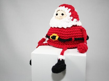 Santa - Shelf Sitter - Amigurumi