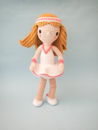 CHRIS THE TENNIS PLAYER - CROCHET AMIGURUMI PATTERN