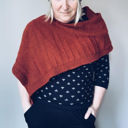 Quair Poncho - knitting pattern