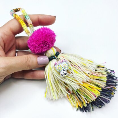 Royal PomTassel #2