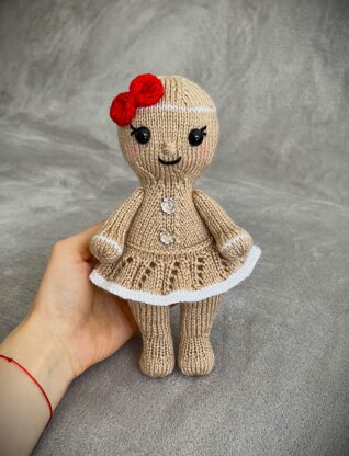 Gi - the gingerbread doll