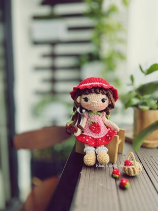 STRAWBERRY doll
