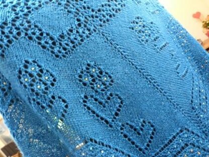 Hearts and Flowers Triangular Shawl