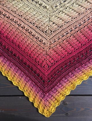 Custard Cream Shawl